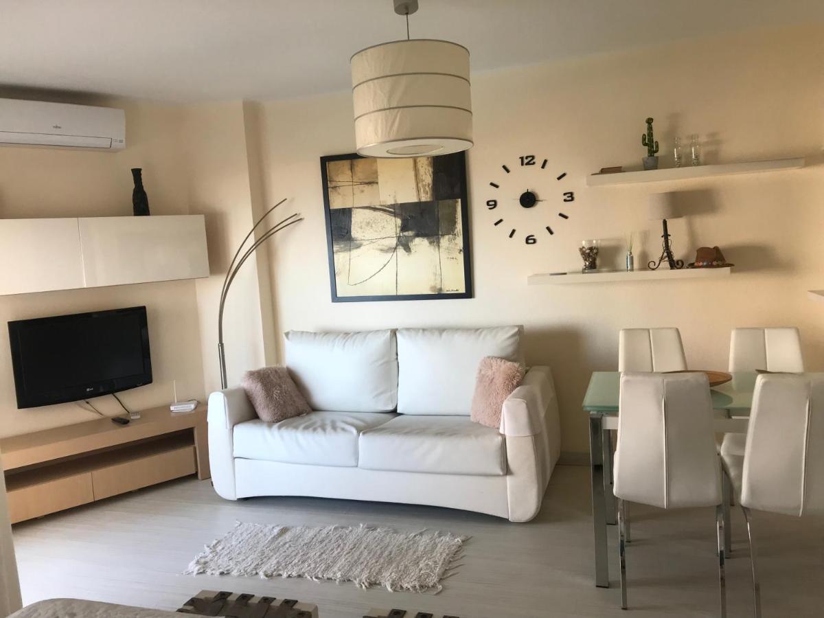 Apartamento Bruselas 托罗克斯科斯塔 外观 照片